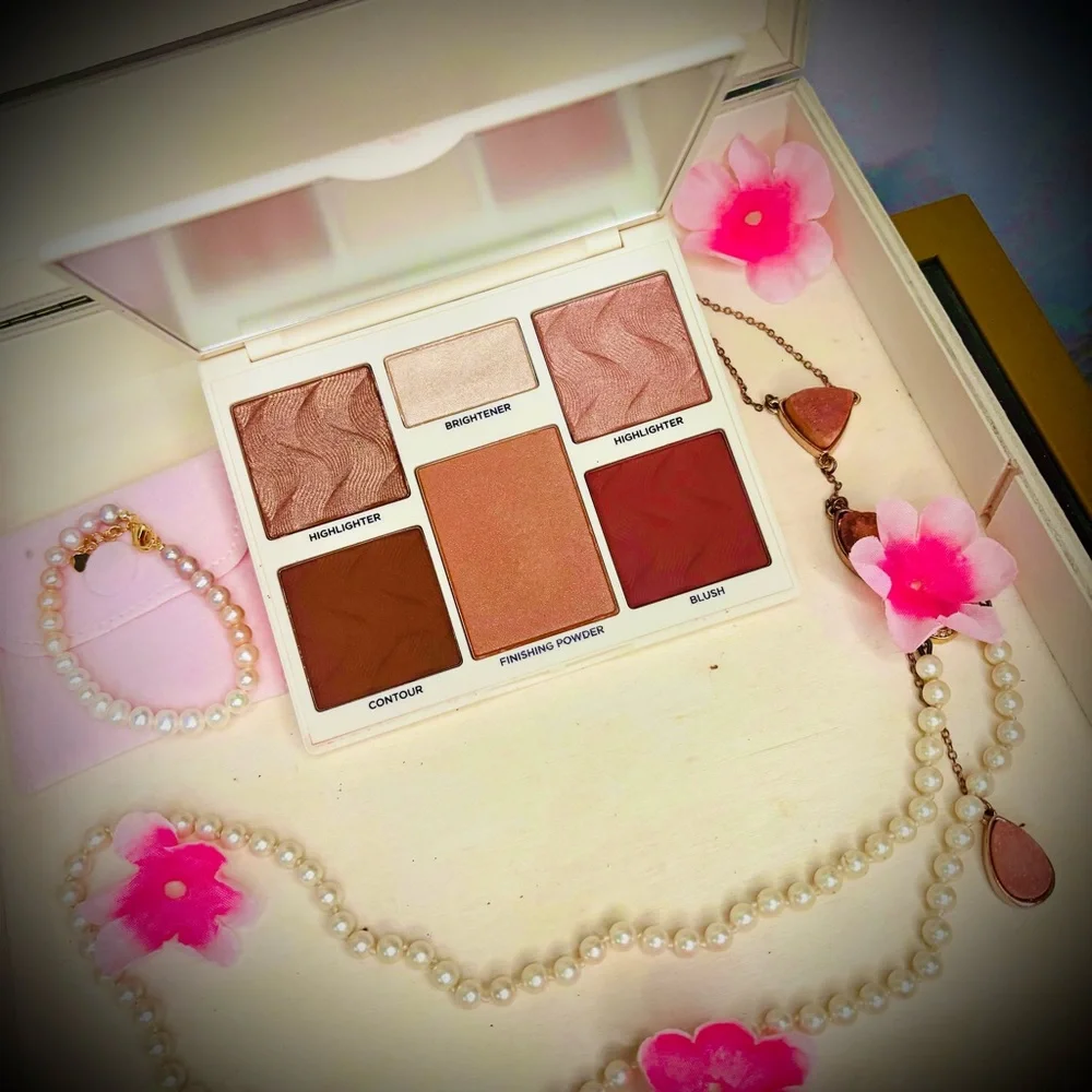 Makeup Palette with Pink and Brown Shades Medium-Deep